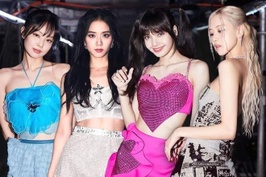 'Đắng lòng' phe vé ôm mộng làm giàu từ concert BlackPink: Cứ 21 người muốn nhượng mới có 1 người có muốn mua