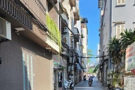 Gian nan tìm mua nhà trong ngõ Hà Nội khi cả người mua ở lẫn nhà đầu tư cùng 'săn lùng'