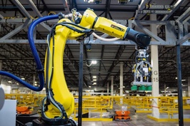 Cánh tay robot - Mảnh ghép cuối cùng của các siêu nhà kho Amazon
