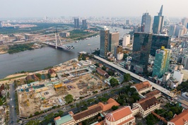Chủ dự án căn hộ ‘đất vàng’ ở TP.HCM đua nhau bung hàng