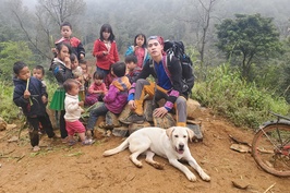 Cho con trekking từ năm 6 tuổi
