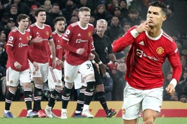 Giá cổ phiếu Man Utd tăng mạnh sau khi nhà Glazer rao bán CLB 