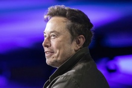 Dự án bí mật '42' của Elon Musk: Lấy hàng triệu USD tiền của Tesla xây 'biệt phủ kính' cạnh trụ sở, bị HĐQT điều tra