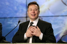 Elon Musk tuyên bố là CEO mới của Twitter