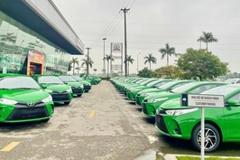 Mặc kệ trào lưu xe điện, 1 hãng taxi vẫn quyết định thay dàn 10.000 xe Toyota mới