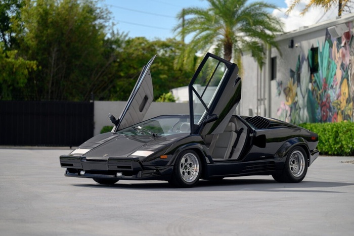Lamborghini Countach được bán đấu giá, dự kiến đạt 1 triệu USD