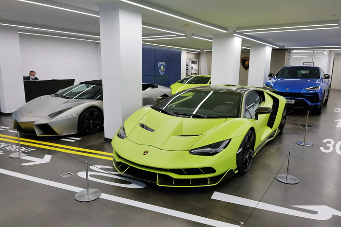 Dàn siêu xe Lamborghini hàng hiếm hội tụ tại Hong Kong